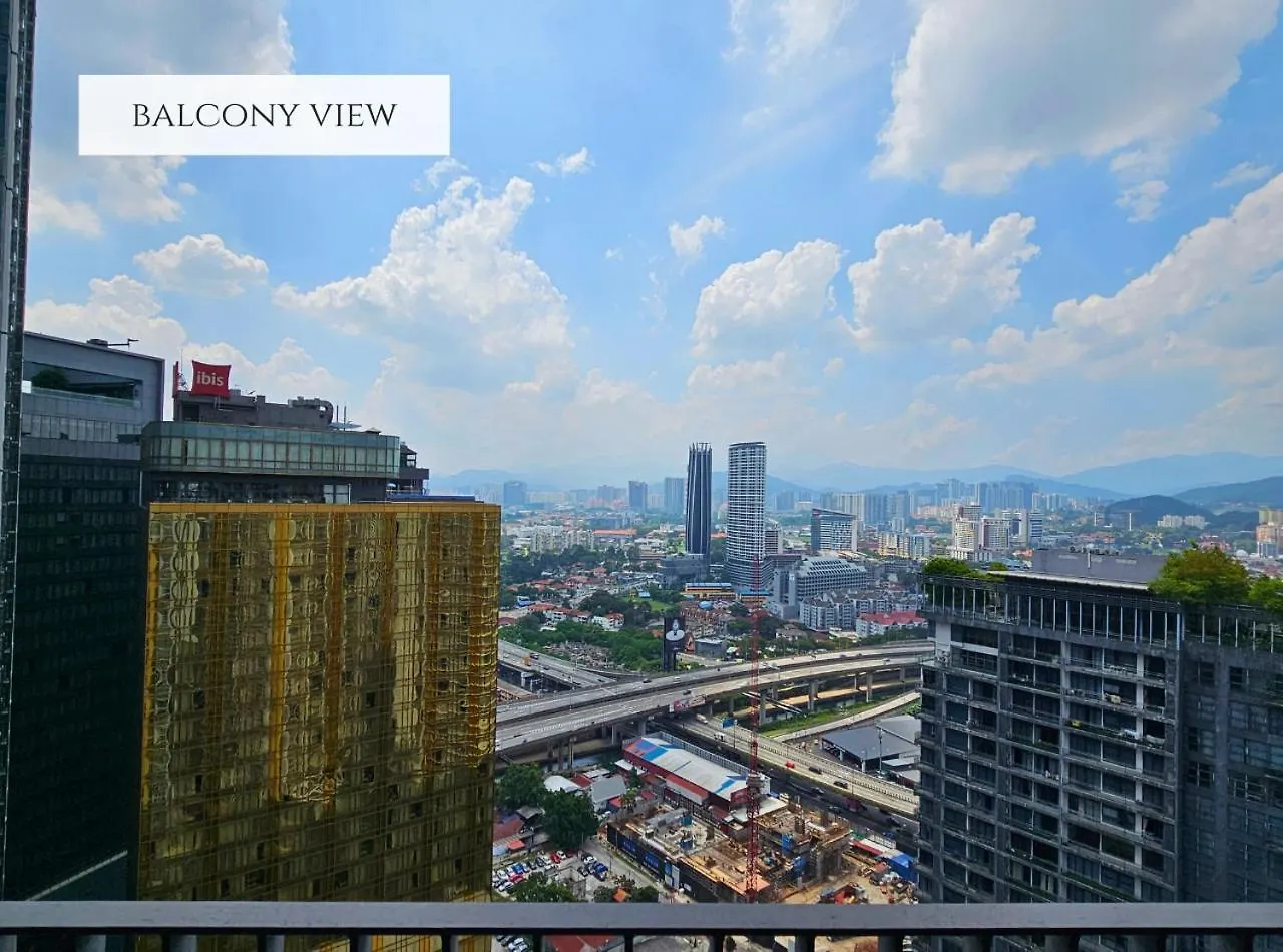 Daire The Mews Luxurious Condo With Bathtub 800M To Klcc By Cloud Host Kuala Lumpur Malezya