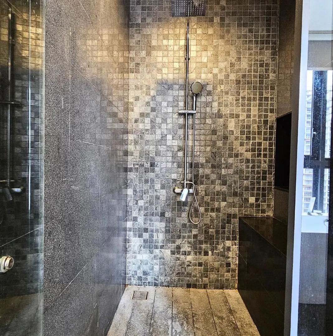 The Mews Luxurious Condo With Bathtub 800M To Klcc By Cloud Host Kuala Lumpur 0*,  Malaysia